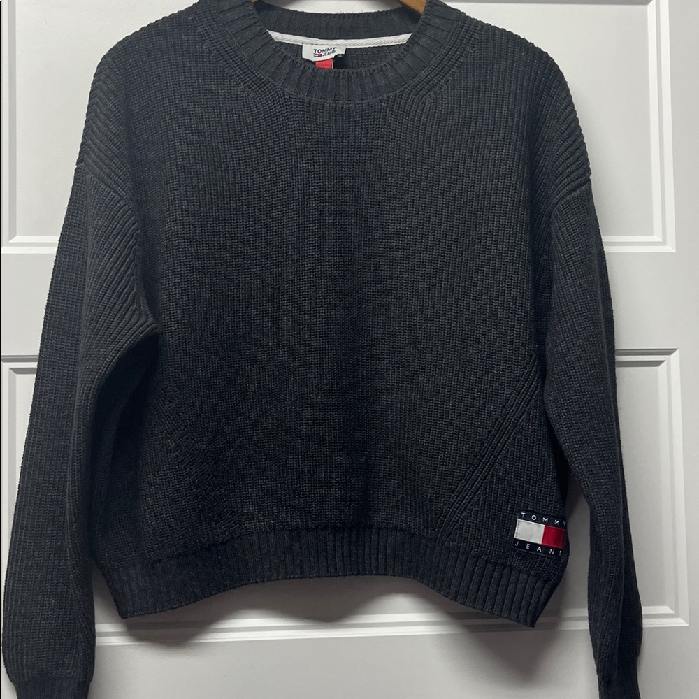 Tommy Hilfiger Sweater - Picture 13 of 16
